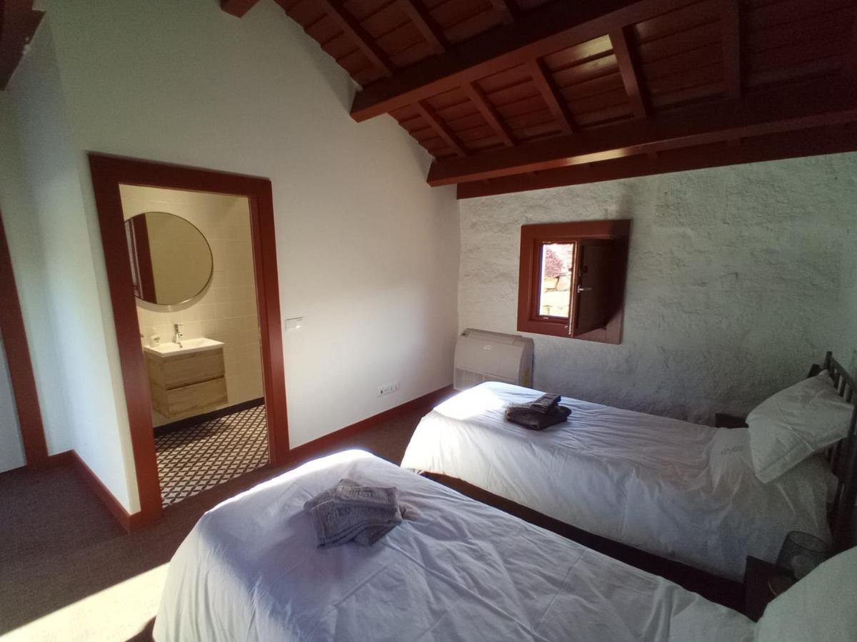 Quinta Pousada De Fora Wines & Tourism Guimaraes Room photo